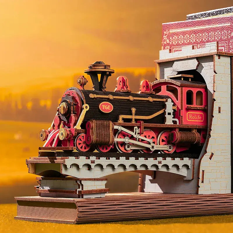 Century Train - Book Nook - Holz Wunder